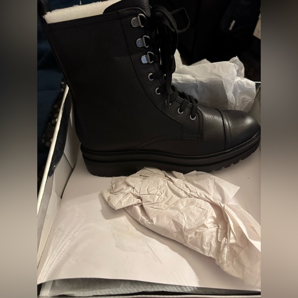 Brand new size women’s 8.5 Andre Assous black combat boots. - Picture 13 of 15